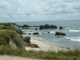 Cte sauvage: Petite plage dans les criques