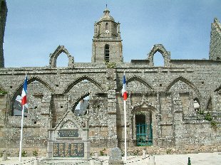Ruine de l'église de Batz sur Mer