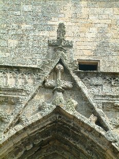 Détail de l'église de Batz sur Mer