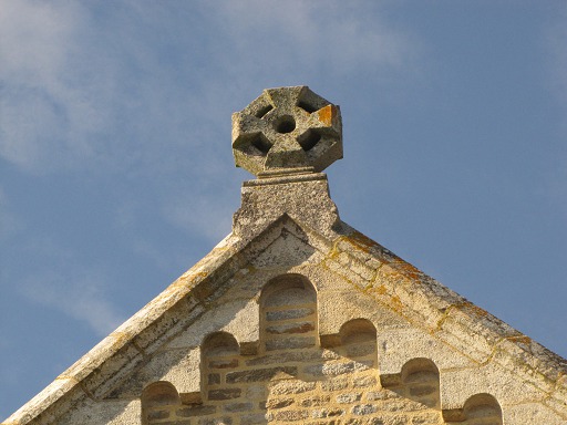 Fronton de l'glise de Saint-Lyphard